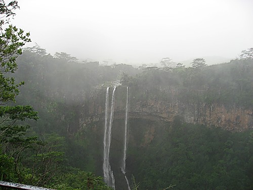 Astonishing-Waterfalls-in-India