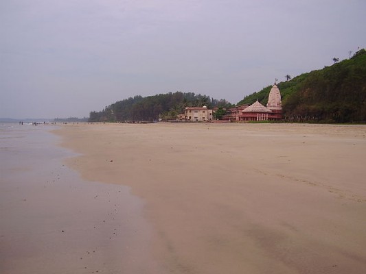 GanapatiPule-Beach