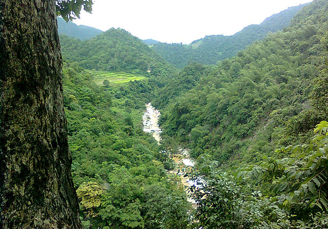 Valley_Borra-caves